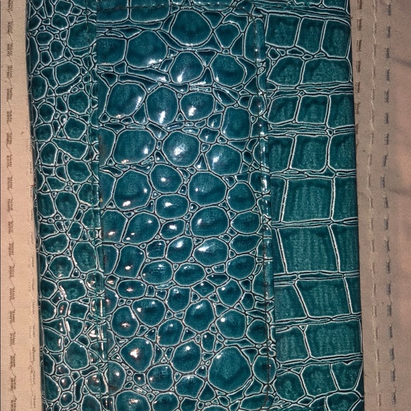 Turquoise Wallet - Picture 3 of 7